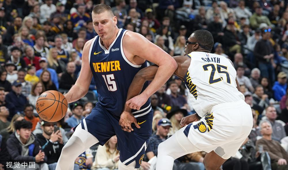 更彰显了女 更彰显了女