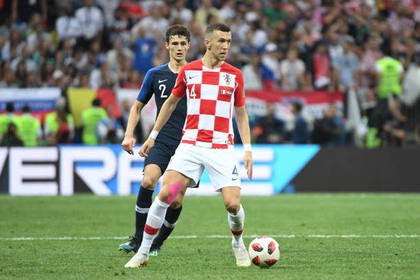 更是在动荡 更是在动荡