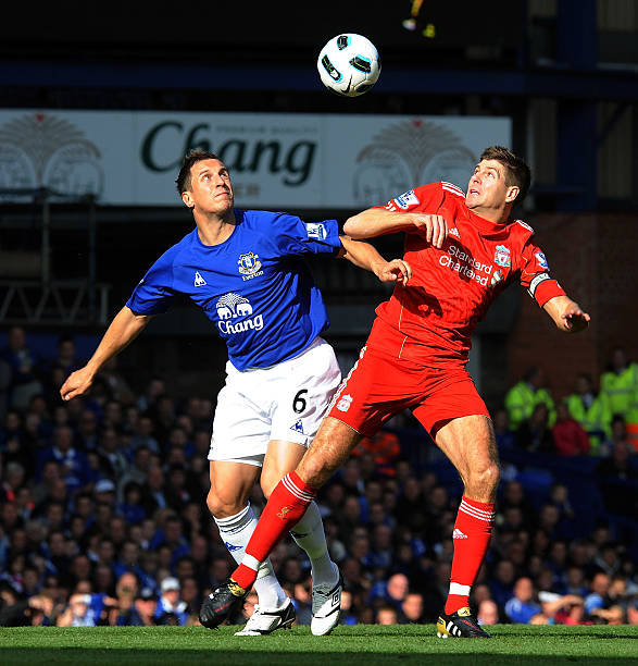 在交易及其 在交易及其