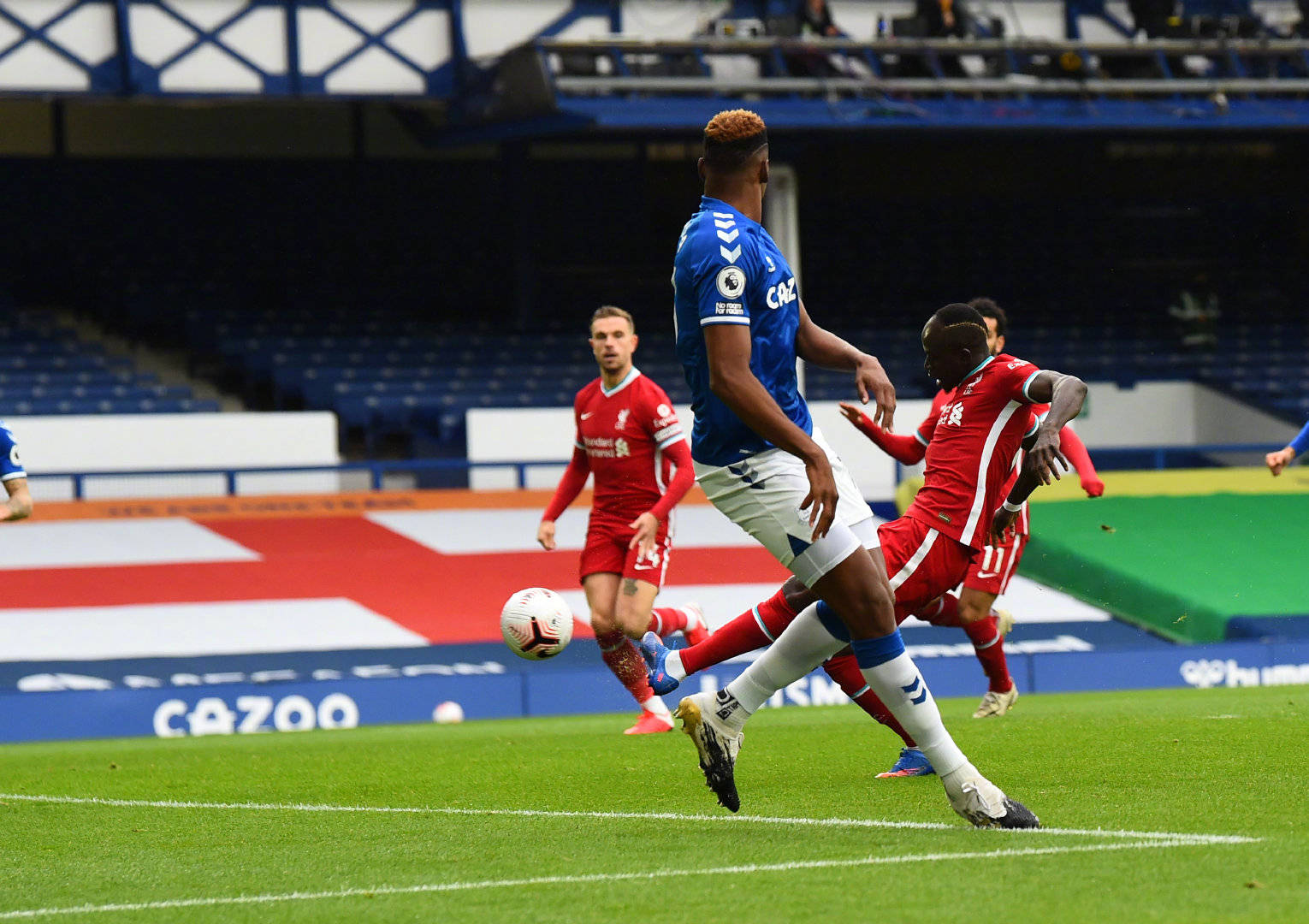 也展现出意 也展现出意